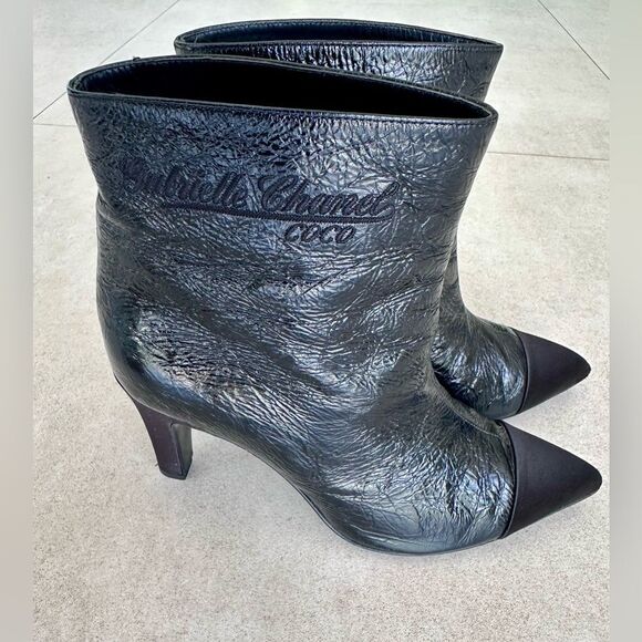 Chanel CC Logo Crumpled Calfskin Satin Cap Toe Short Ankle Boots EU 38.5 US7.5-8 - Picture 8 of 12